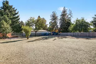5358 Raymond Way, Central Point, OR 97502 - Photo 31
