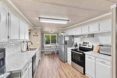 3431 S Pacific Highway #SPC 97, Medford, OR 97501 - Photo 15