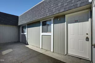 1927 Crater Lake Ave, Medford, OR 97504 - Photo 15