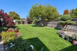 509 N Berkeley Way, Medford, OR 97504 - Photo 3