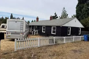 3251 W 18th Ave, Eugene, OR 97402 - Photo 1