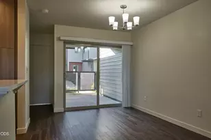 25 S Mountain Ave, Ashland, OR 97520 - Photo 13