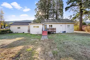961 Hill St, Myrtle Creek, OR 97457 - Photo 7