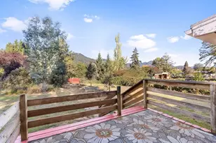 961 Hill St, Myrtle Creek, OR 97457 - Photo 11
