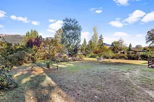 961 Hill St, Myrtle Creek, OR 97457 - Photo 5