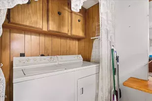 [Address not provided], Grants Pass, OR 97527 - Photo 19