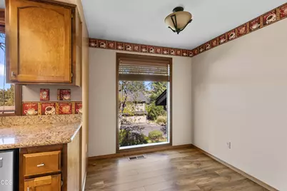 2586 Freedom Way, Medford, OR 97504 - Photo 17