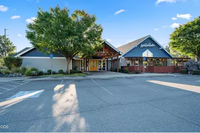 2684 N Pacific Highway, Medford, OR 97501 - Photo 1