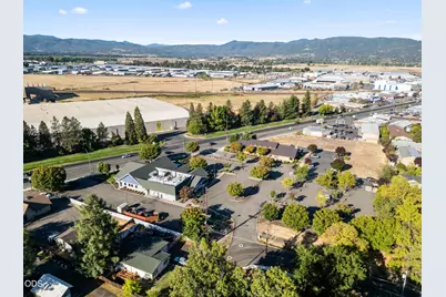 2684 N Pacific Highway, Medford, OR 97501 - Photo 45