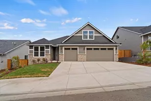 387 Arrowhead Trail, Eagle Point, OR 97524 - Photo 1