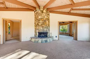 160 Timberlake Dr, Ashland, OR 97520 - Photo 11