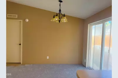 24 Bridgeport Drive, Eagle Point, OR 97524 - Photo 5