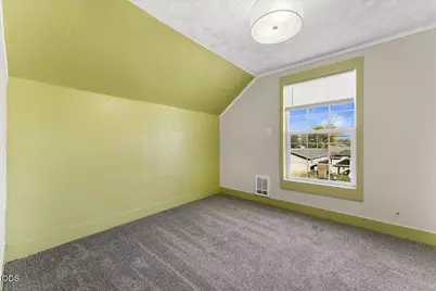 [Address not provided], Medford, OR 97501 - Photo 15