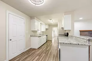 130 Sharon Dr, Phoenix, OR 97535 - Photo 27