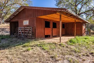 1618 Azalea Dr, Grants Pass, OR 97526 - Photo 47