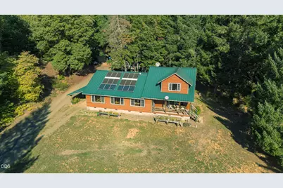 37010 Redwood Highway, Cave Junction, OR 97523 - Photo 25