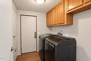 555 Freeman Rd, Central Point, OR 97502 - Photo 17
