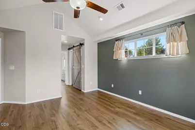 543 Hoover Park Drive, Medford, OR 97504 - Photo 17