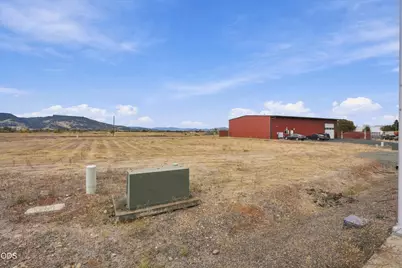 167 Trout Way, White City, OR 97503 - Photo 5