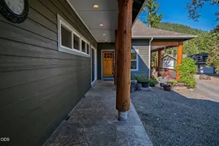 275 Marble Mountain Rd, Grants Pass, OR 97527 - Photo 27