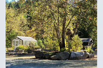 275 Marble Mountain Road, Grants Pass, OR 97527 - Photo 43