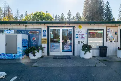 5229 Redwood Avenue, Grants Pass, OR 97527 - Photo 15