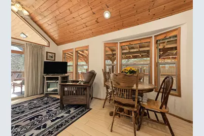 7900 Hyatt Prairie Road # 20, Ashland, OR 97520 - Photo 9