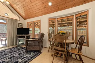 7900 Hyatt Prairie Rd, Ashland, OR 97520 - Photo 9
