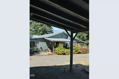 375 Aquarius Way, Cave Junction, OR 97523 - Photo 25