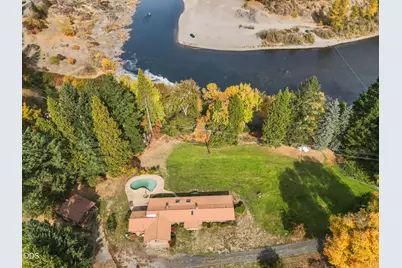 4161 Riverbanks Road, Grants Pass, OR 97527 - Photo 3