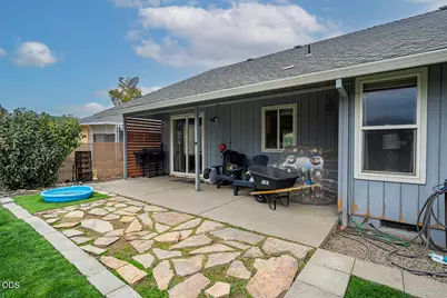 922 Hopkins Road, Central Point, OR 97502 - Photo 35