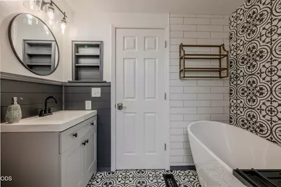333 Mountain View Drive #UNIT 35, Talent, OR 97540 - Photo 11