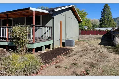 411 Placer Street, Rogue River, OR 97537 - Photo 13
