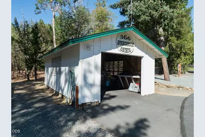 366 Springbrook Drive, Grants Pass, OR 97527 - Photo 45