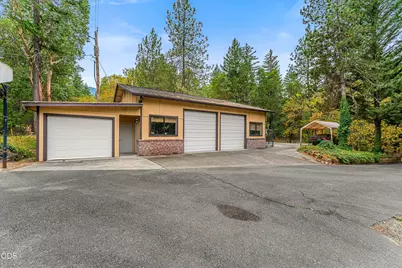 355 Copper Drive, Grants Pass, OR 97527 - Photo 3