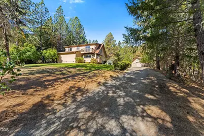 2600 Coed Place, Grants Pass, OR 97527 - Photo 57