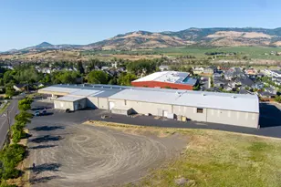 101 E Rapp Rd, Talent, OR 97540 - Photo 1