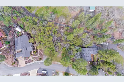 920 Granite Ridge Circle, Jacksonville, OR 97530 - Photo 1