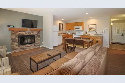 18575 Century Drive #1113 aka 250, Bend, OR 97702 - Photo 1