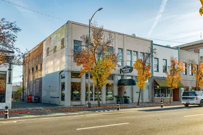 123 W Main Street, Medford, OR 97501 - Photo 1
