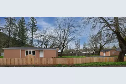 25 Madden Lane, Shady Cove, OR 97539 - Photo 1