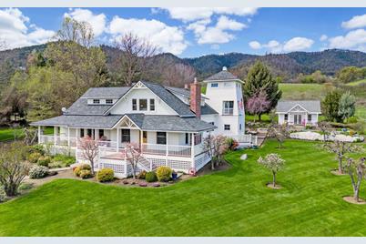 6850 Adams Road, Talent, OR 97540 - Photo 1