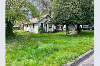 511-515 SE I Street, Grants Pass, OR 97526 - Photo 1