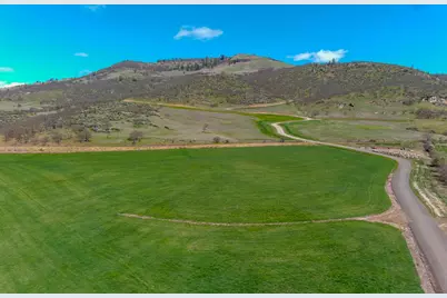 625 Cliffside Drive, Medford, OR 97504 - Photo 1