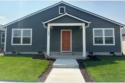 557 NE Loucks Road, Madras, OR 97741 - Photo 1