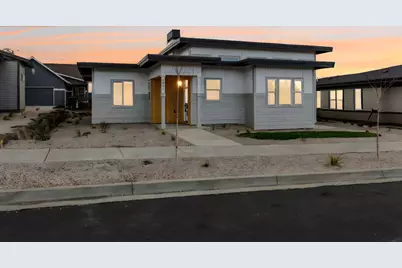 1051 SE Fescue Lane, Madras, OR 97741 - Photo 1