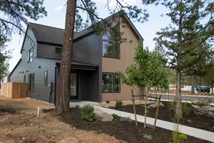 976 W McKenzie Hwy, Sisters, OR 97759 - Photo 1