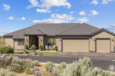 2544 NE Hilltop Lane, Madras, OR 97741 - Photo 1