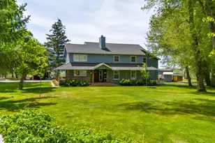 17356 Hill Rd, Klamath Falls, OR 97603 - Photo 1