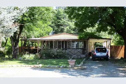 1701 Carton Way, Grants Pass, OR 97526 - Photo 1